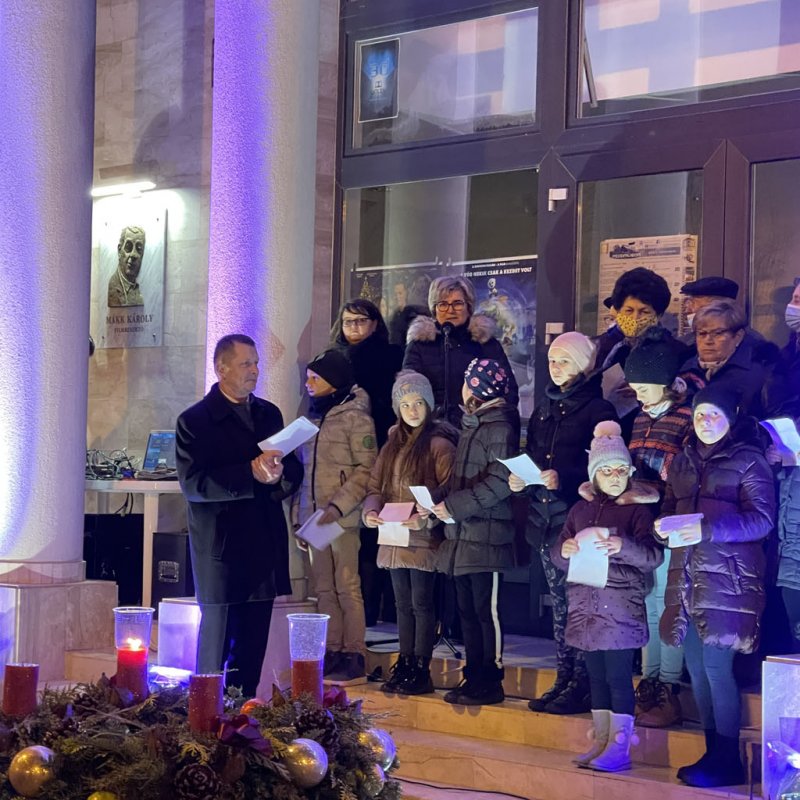 Advent második vasárnapján 19